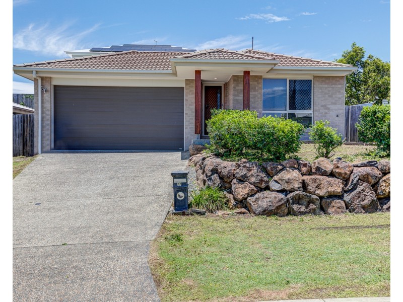 37 Nightshade Crescent, Pimpama QLD 4209