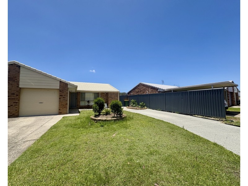 1/9 Hollywood Place, Oxenford QLD 4210