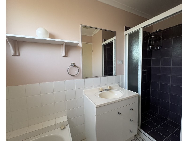 1/9 Hollywood Place, Oxenford QLD 4210