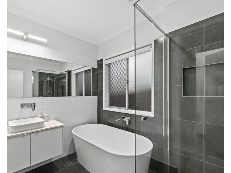 15 Bunya Drive, Park Ridge QLD 4125