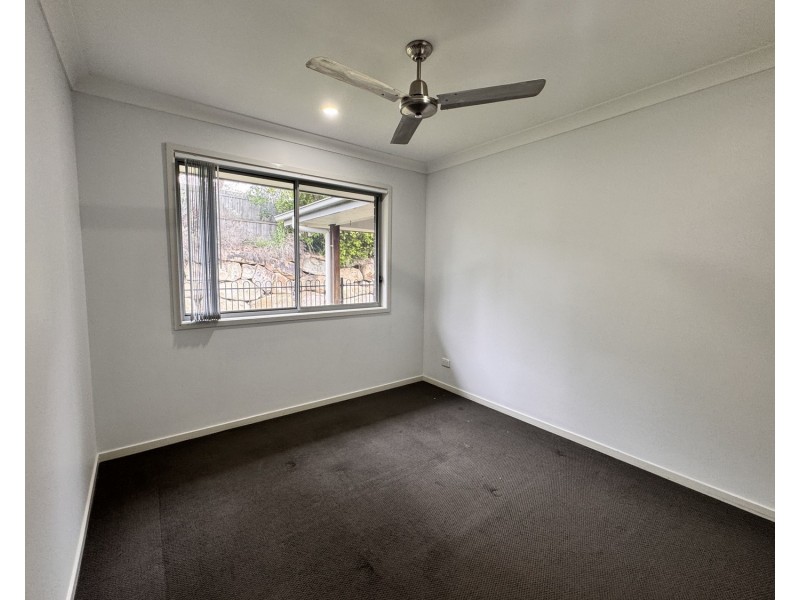 5 Geoffrey Miller Avenue, Pimpama QLD 4209