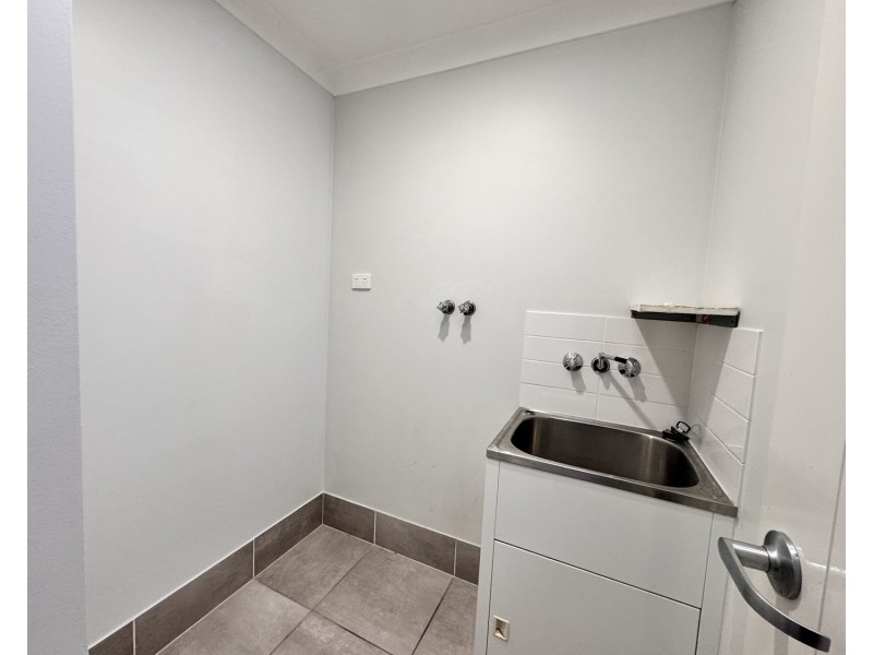 5 Geoffrey Miller Avenue, Pimpama QLD 4209