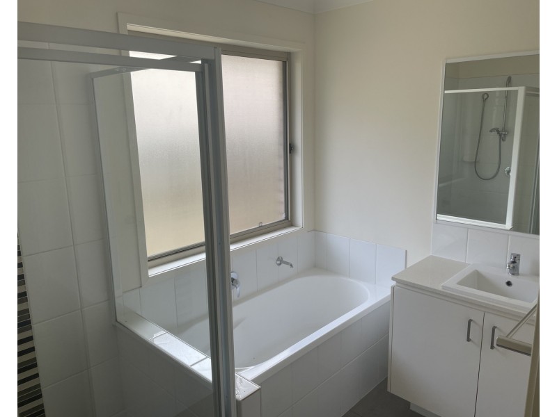 22 McWilliam Street, Pimpama QLD 4209