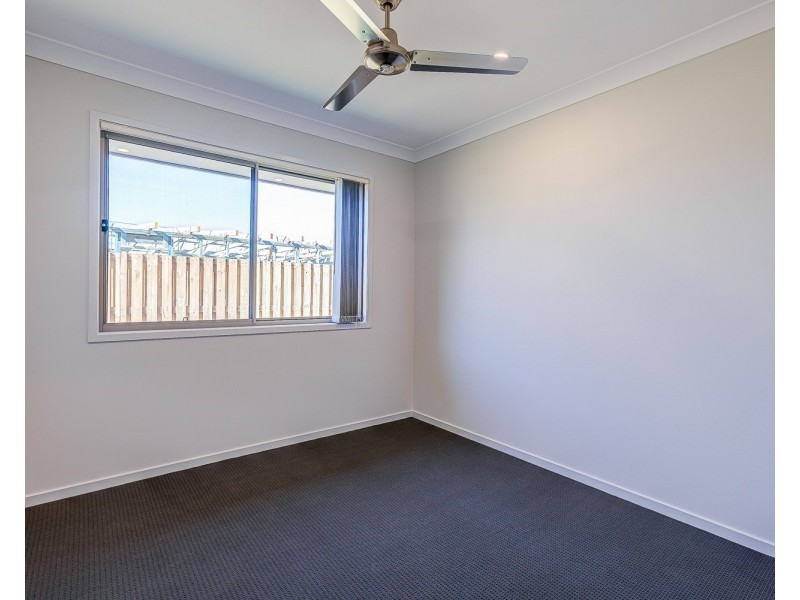 18 Angus Court, Park Ridge QLD 4125