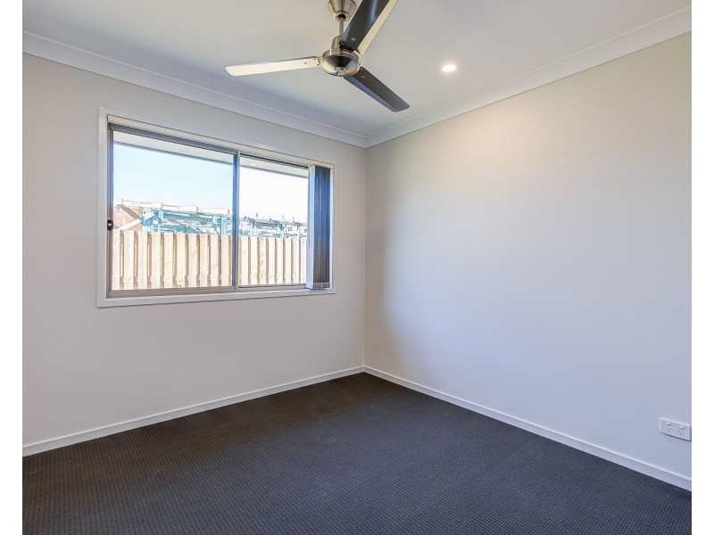 18 Angus Court, Park Ridge QLD 4125