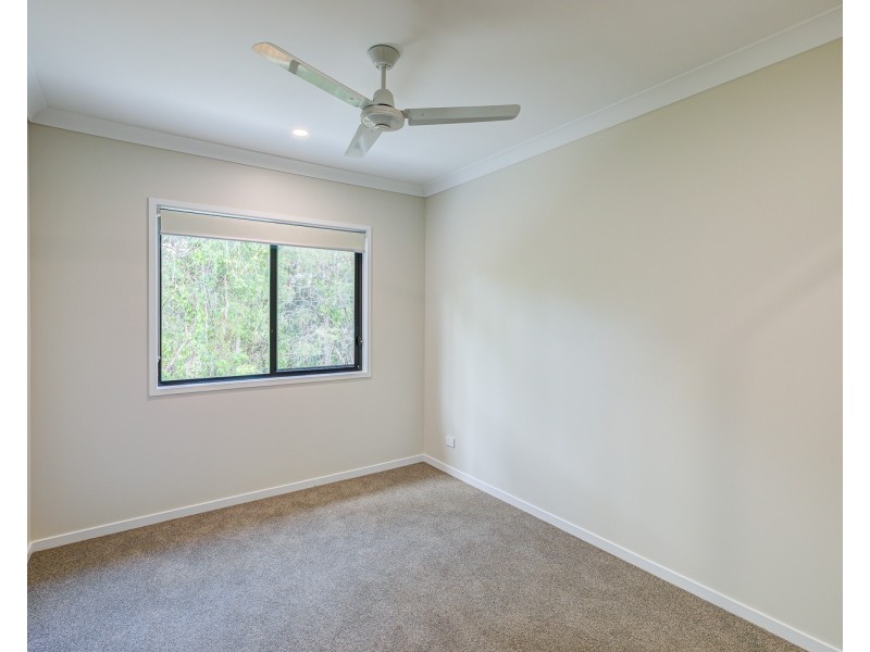 2/6 Pearson Street, Pimpama QLD 4209