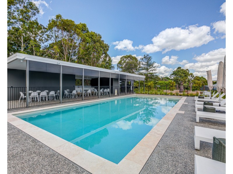 2/6 Pearson Street, Pimpama QLD 4209