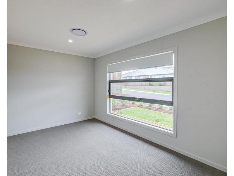 3 Sahara Street, Greenbank QLD 4124