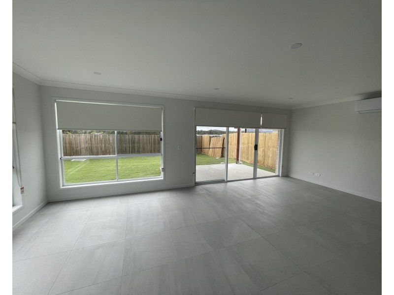 12 Bittenbinder Avenue, Logan Reserve QLD 4133