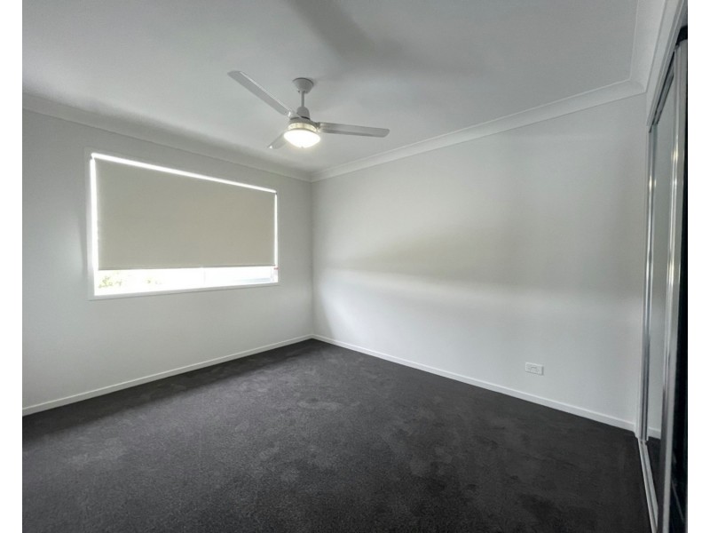 12 Bittenbinder Avenue, Logan Reserve QLD 4133