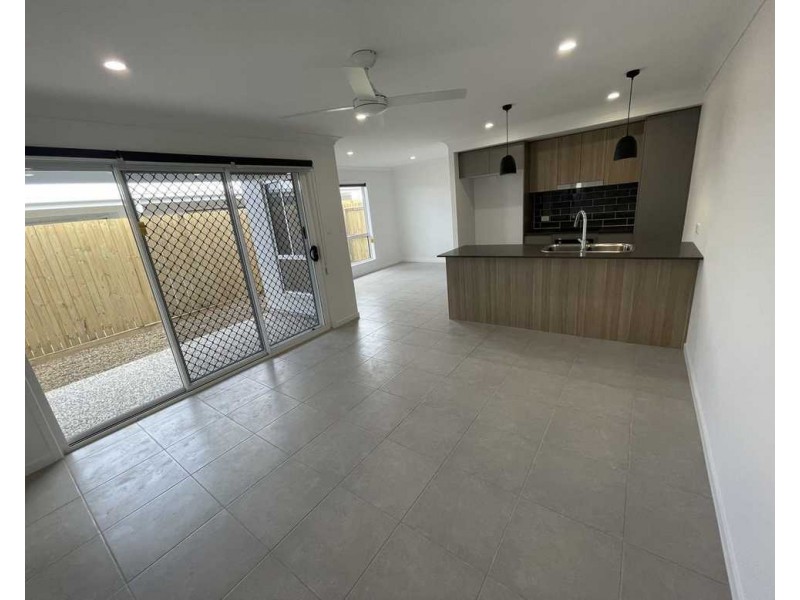 13A Redzel Court, Logan Reserve QLD 4133