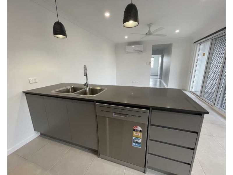 13A Redzel Court, Logan Reserve QLD 4133