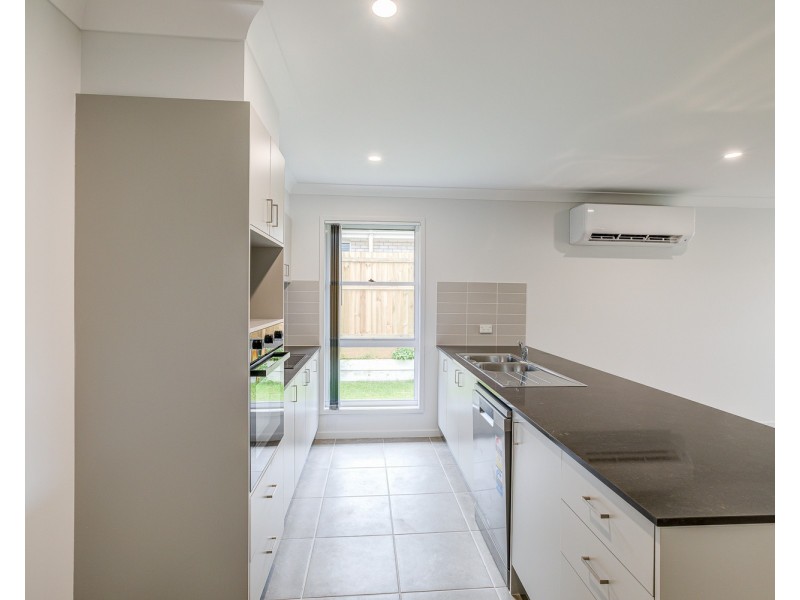5 Soho Way, Logan Reserve QLD 4133