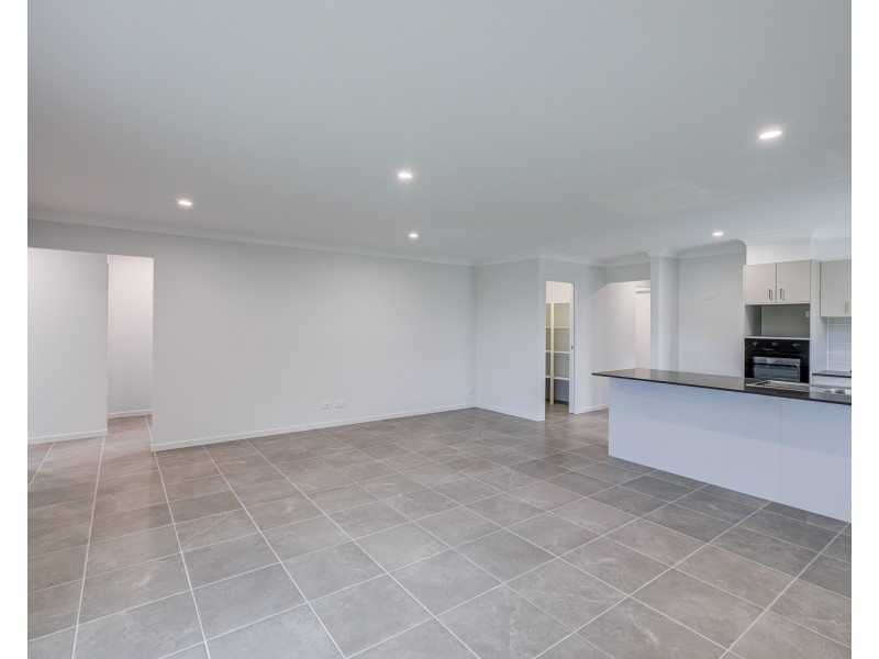 5 Soho Way, Logan Reserve QLD 4133