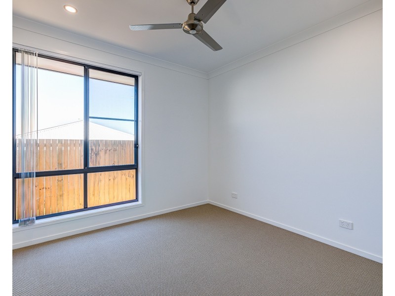 2/78 Mercy Street, Park Ridge QLD 4125