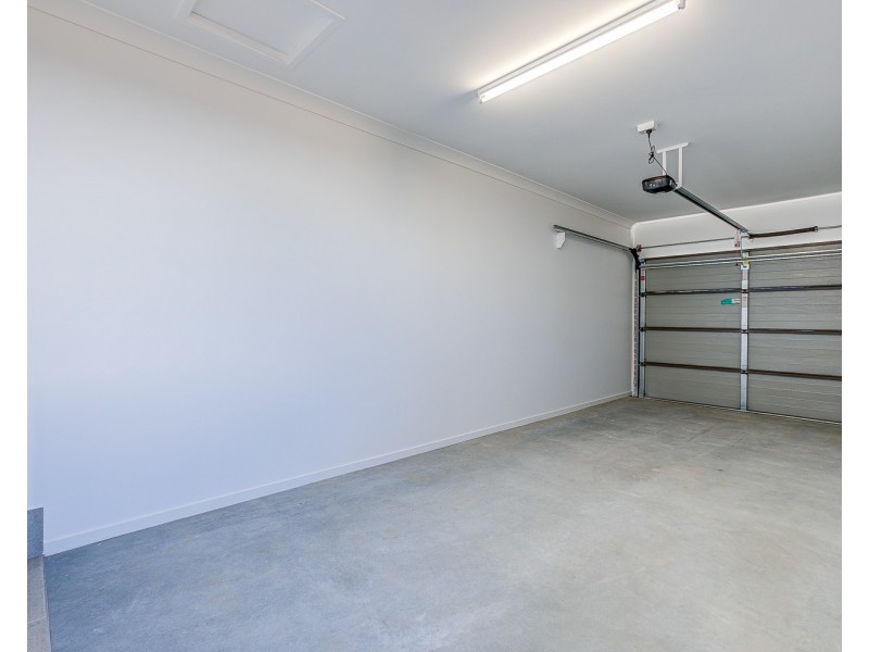 2/78 Mercy Street, Park Ridge QLD 4125
