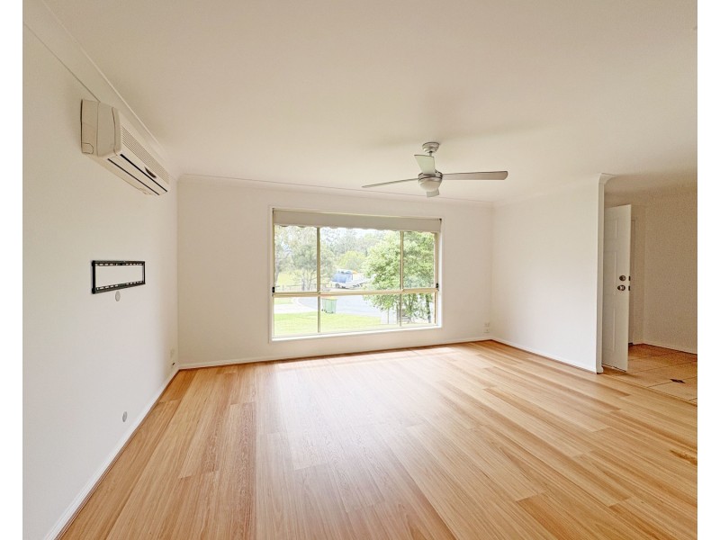 16 Boyer Street, Pacific Pines QLD 4211