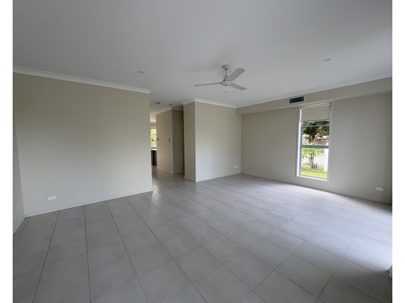 19 The Landings, Upper Coomera QLD 4209
