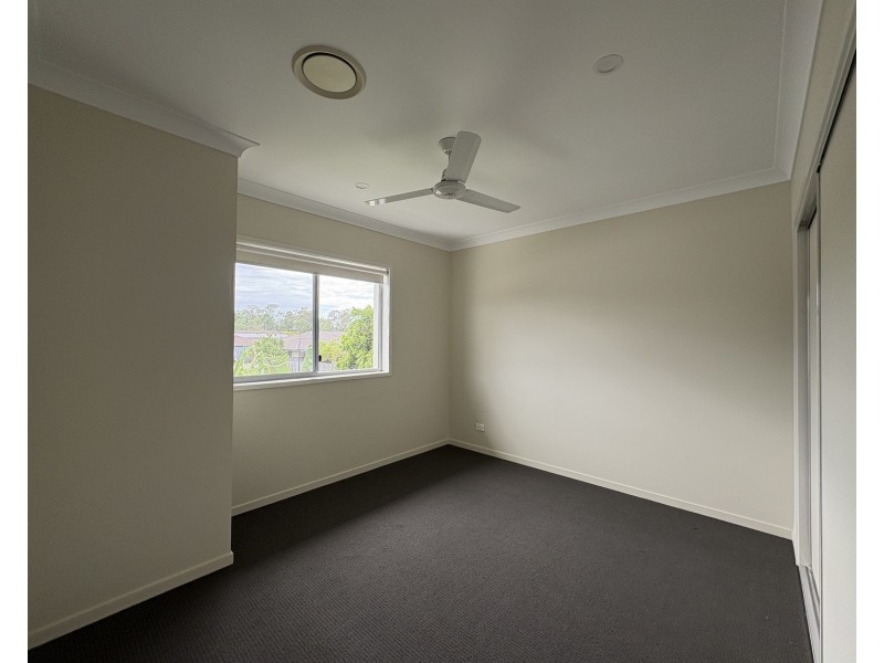 19 The Landings, Upper Coomera QLD 4209