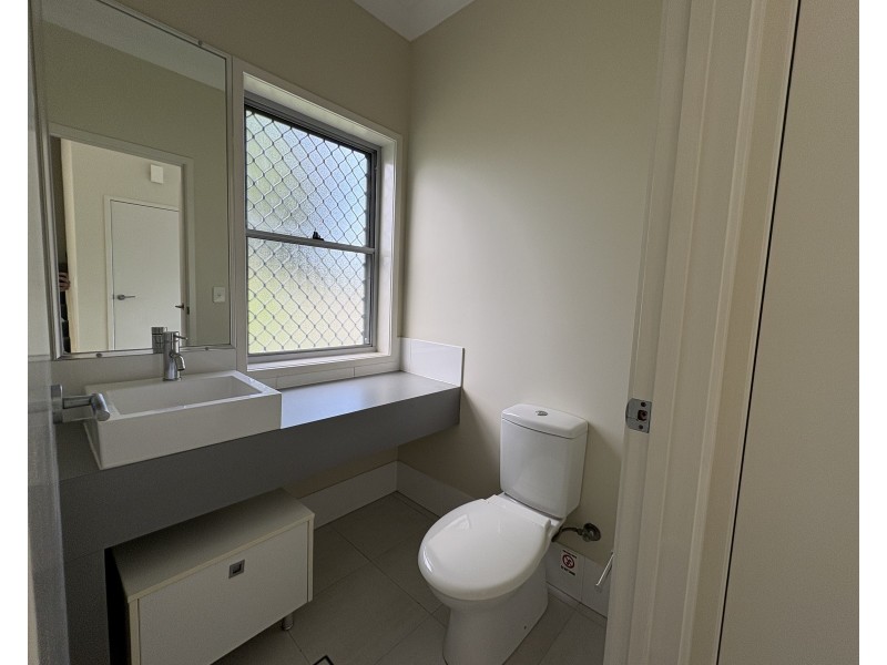 19 The Landings, Upper Coomera QLD 4209