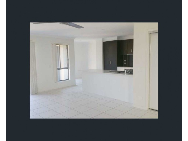 22/4 Rhiana Street, Pimpama QLD 4209