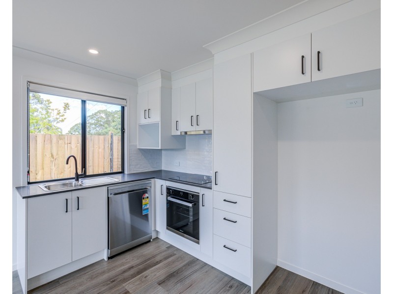 72 Cranes Road, North Ipswich QLD 4305