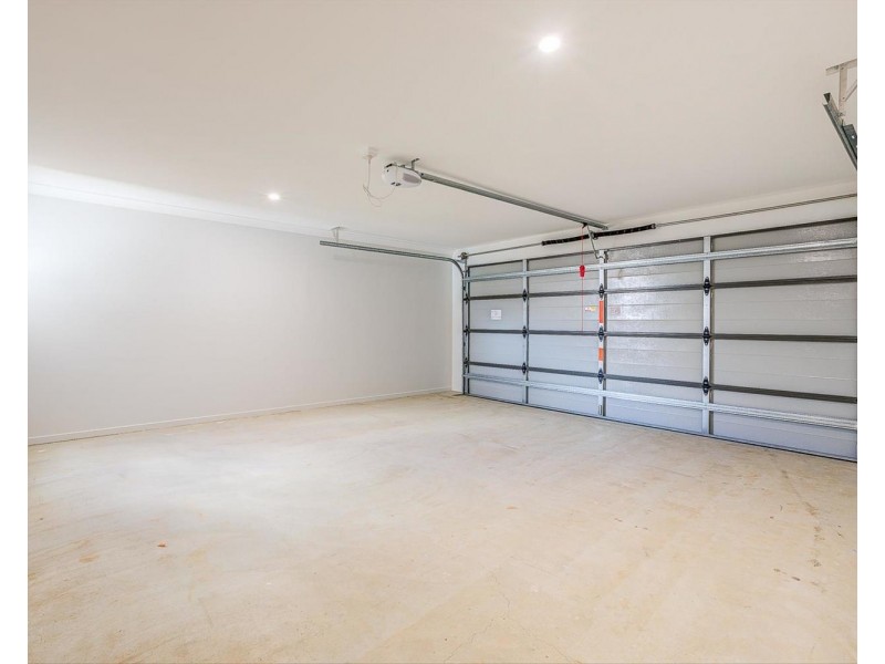 13 Sheepdog Road, Park Ridge QLD 4125