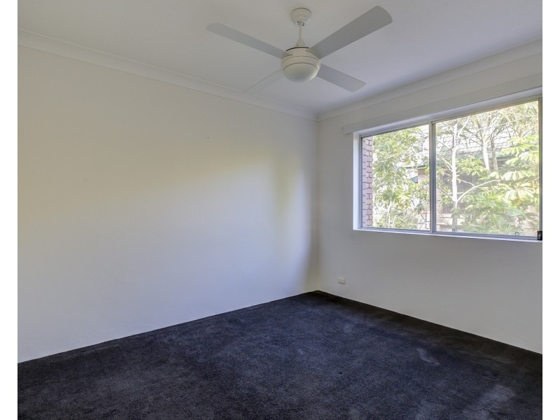 4/19 Huth Street, Labrador QLD 4215