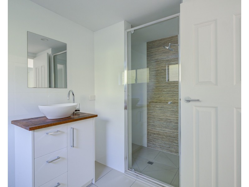 4/19 Huth Street, Labrador QLD 4215