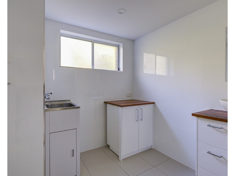 4/19 Huth Street, Labrador QLD 4215