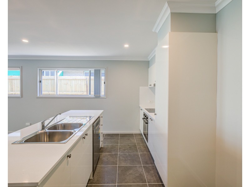 7 Graham Circuit, Logan Reserve QLD 4133