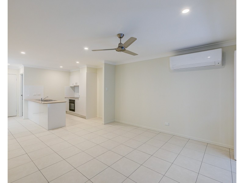 2/35 Alexis Place, Park Ridge QLD 4125