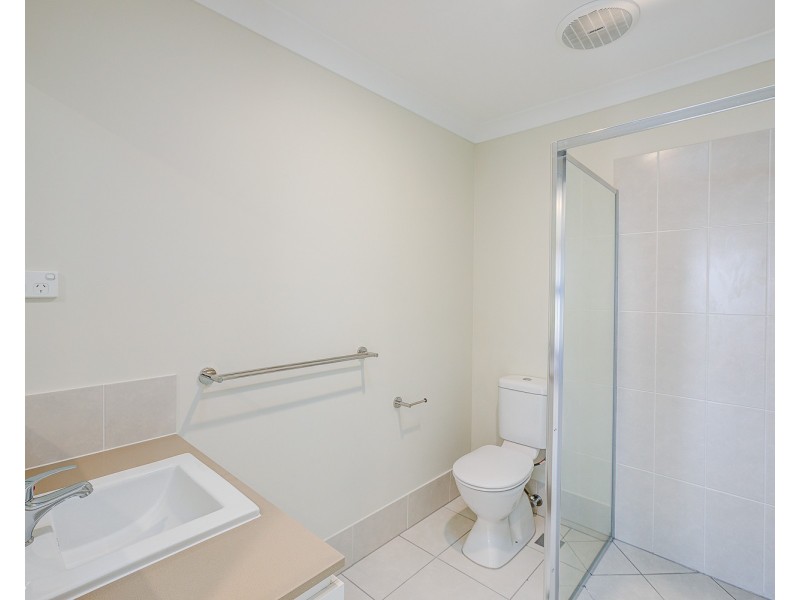 2/35 Alexis Place, Park Ridge QLD 4125