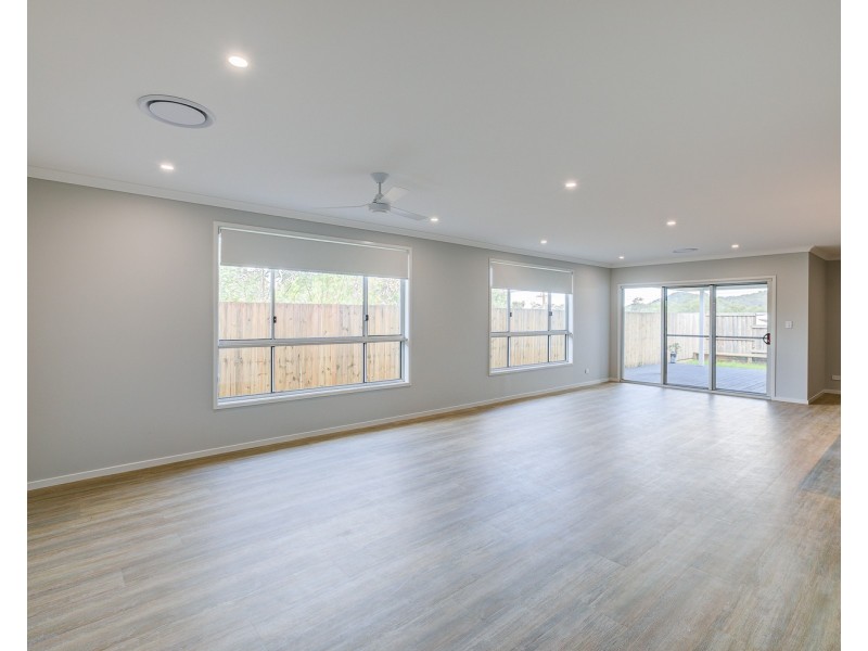 34 Brookview Place, Bahrs Scrub QLD 4207