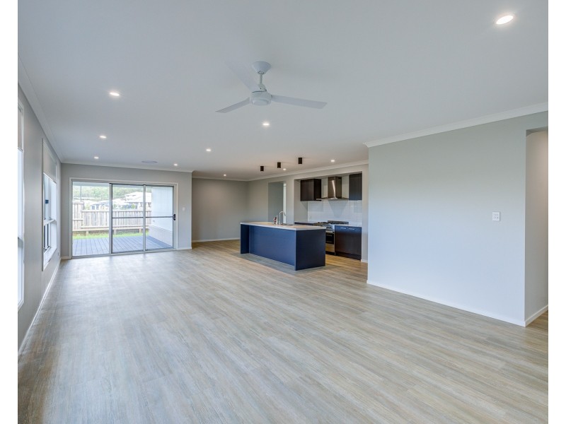 34 Brookview Place, Bahrs Scrub QLD 4207