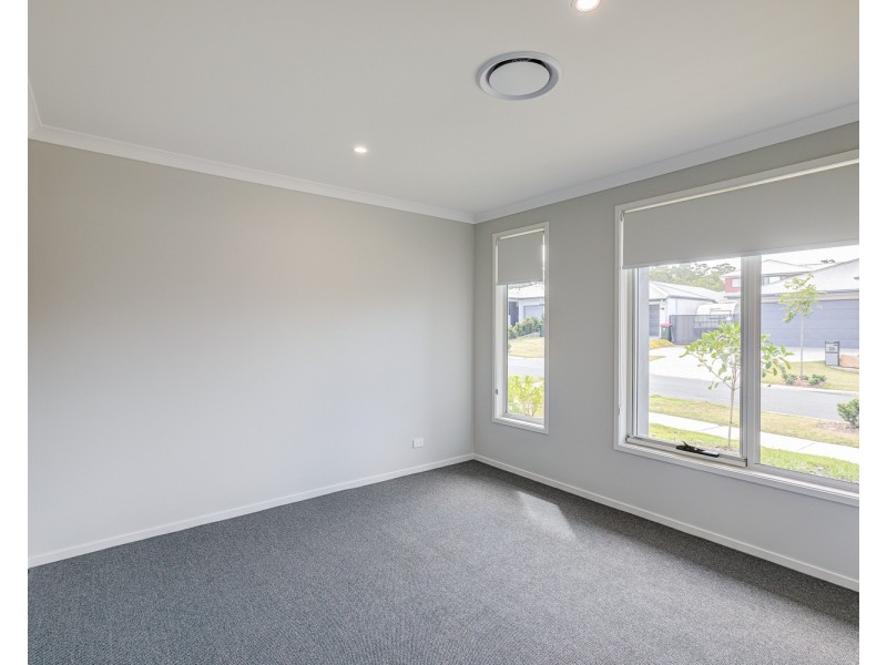 34 Brookview Place, Bahrs Scrub QLD 4207