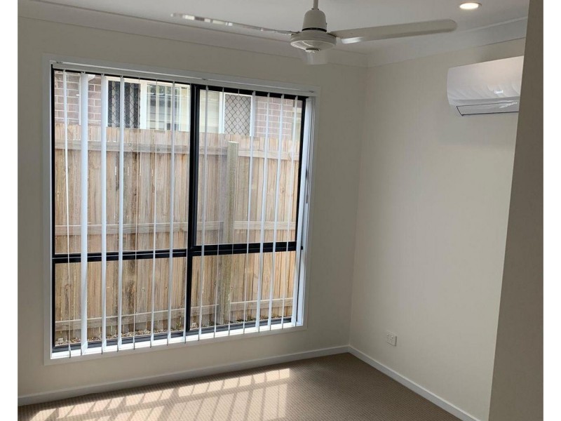 2/28 Greenpark Drive, Crestmead QLD 4132