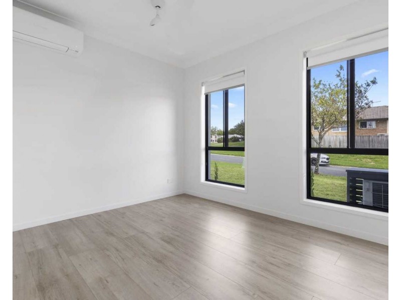 12 Edgeware Road, Pimpama QLD 4209