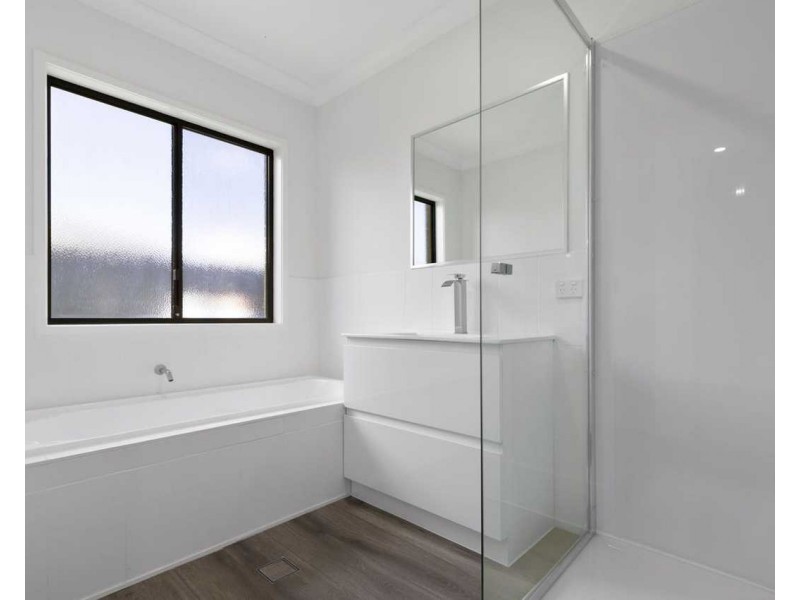 12 Edgeware Road, Pimpama QLD 4209