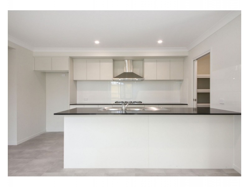 6 Goanna Way, Redbank Plains QLD 4301