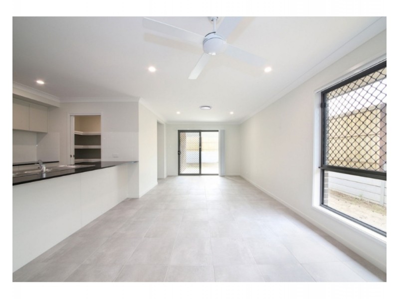 6 Goanna Way, Redbank Plains QLD 4301