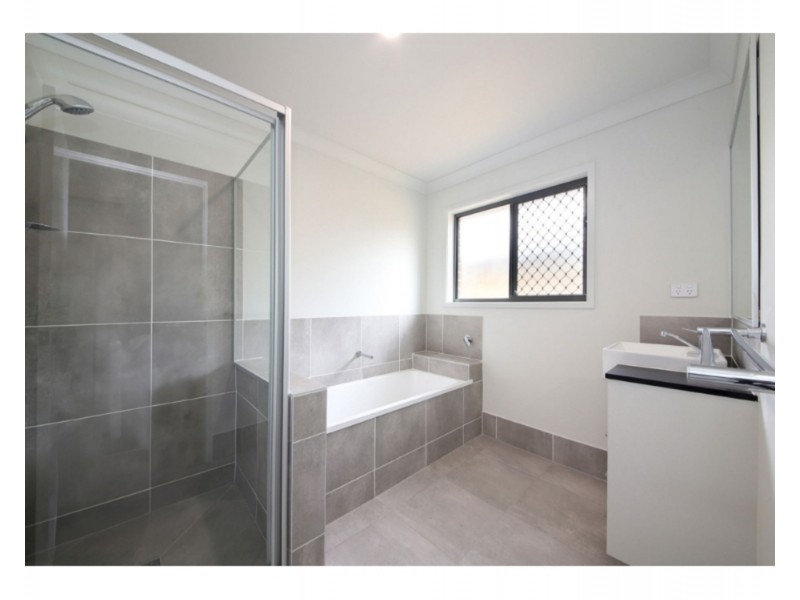 6 Goanna Way, Redbank Plains QLD 4301