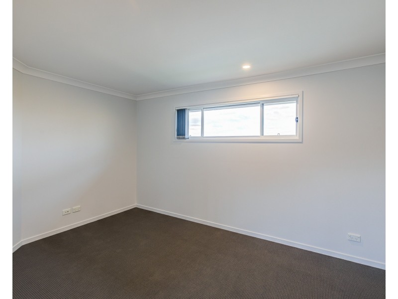 24 Mallow Court, Collingwood Park QLD 4301