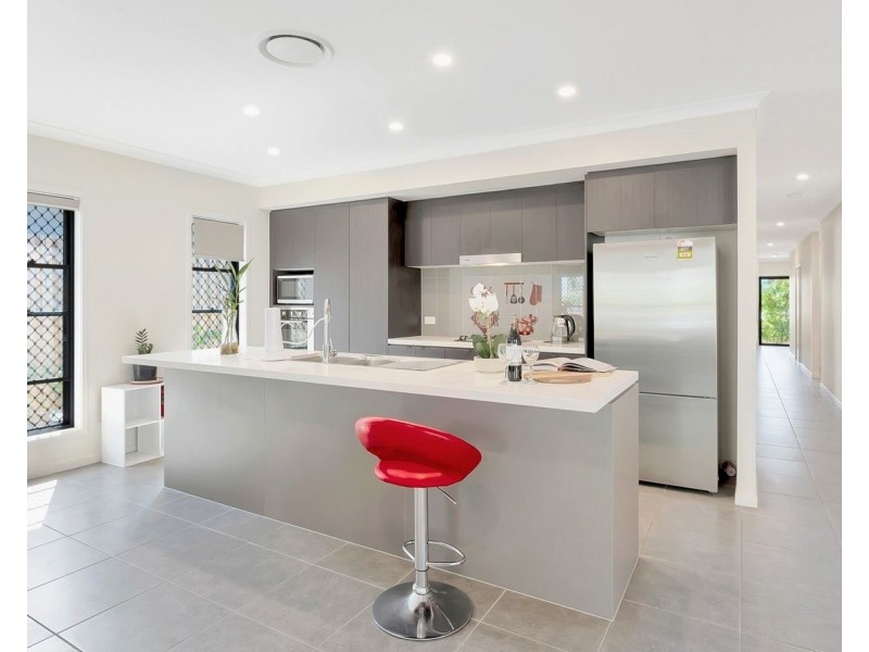 5 Caleana Court, Coomera QLD 4209