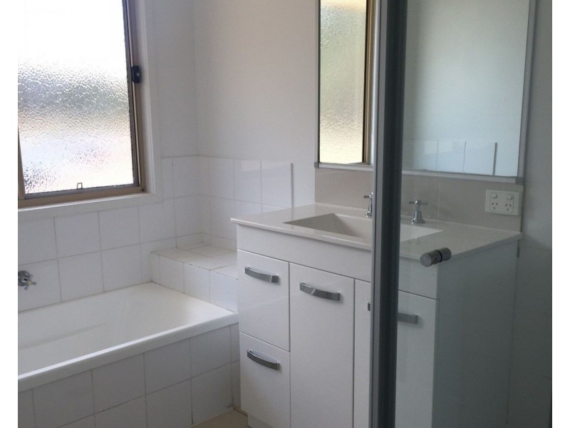 1 Sugar Glider Street, Berrinba QLD 4117