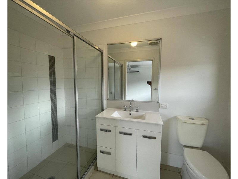 1 Sugar Glider Street, Berrinba QLD 4117