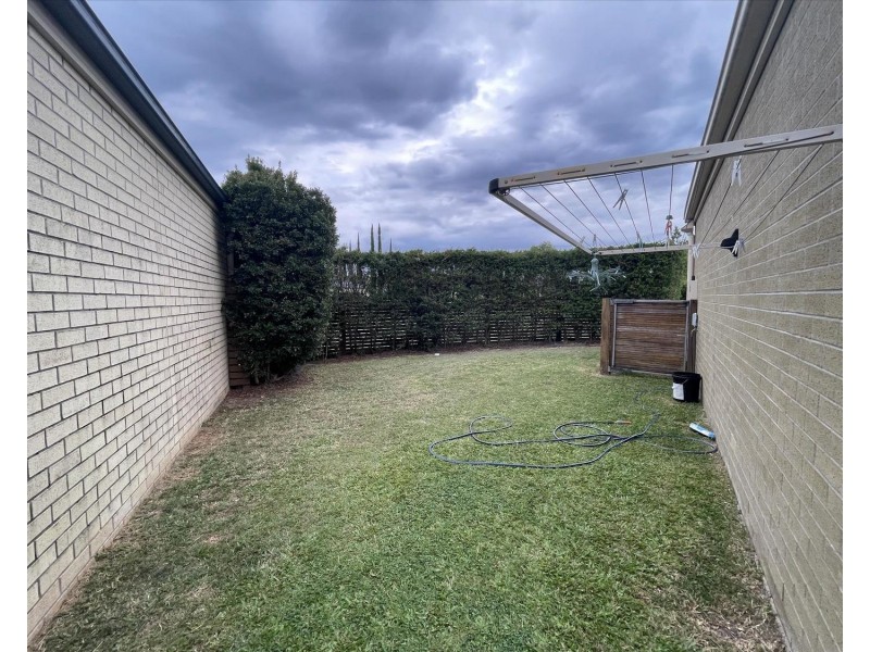 1 Sugar Glider Street, Berrinba QLD 4117