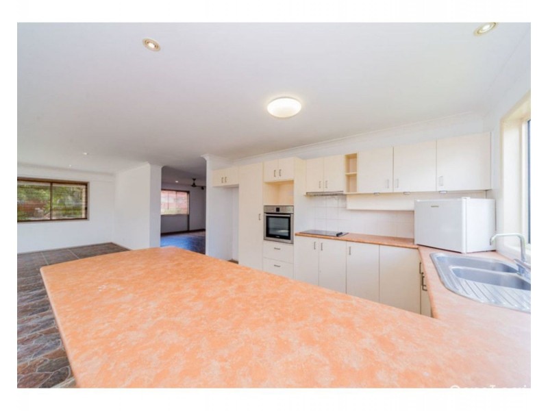 16 Pandora Crescent, Pacific Pines QLD 4211