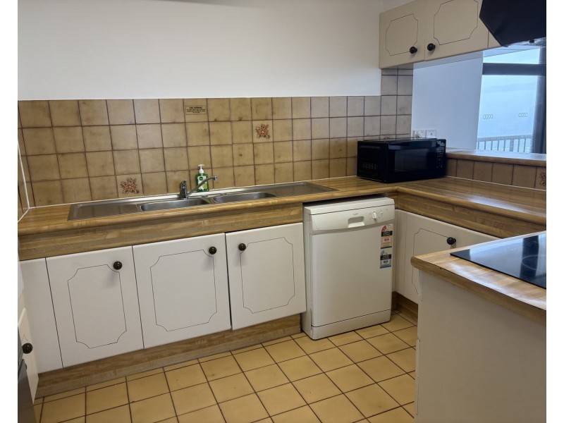 24e/80 The Esplanade, Surfers Paradise QLD 4217