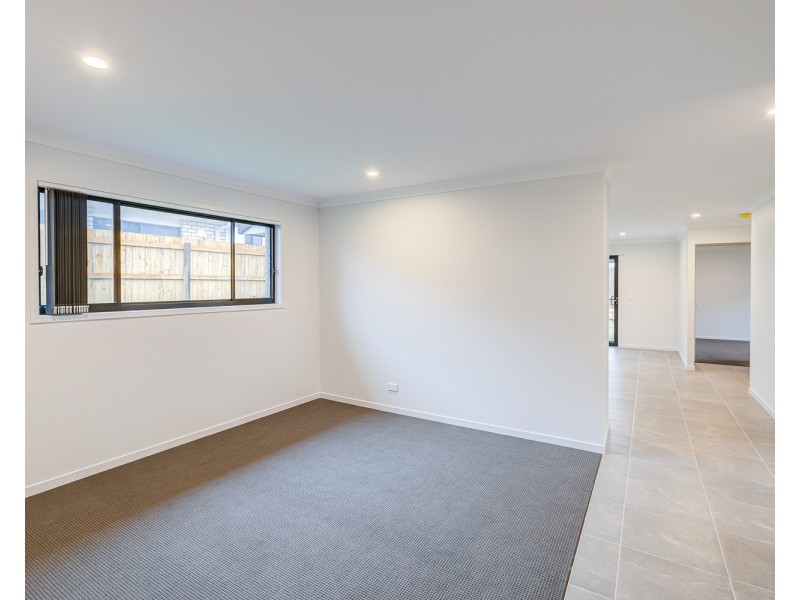 15 Soho Way, Logan Reserve QLD 4133